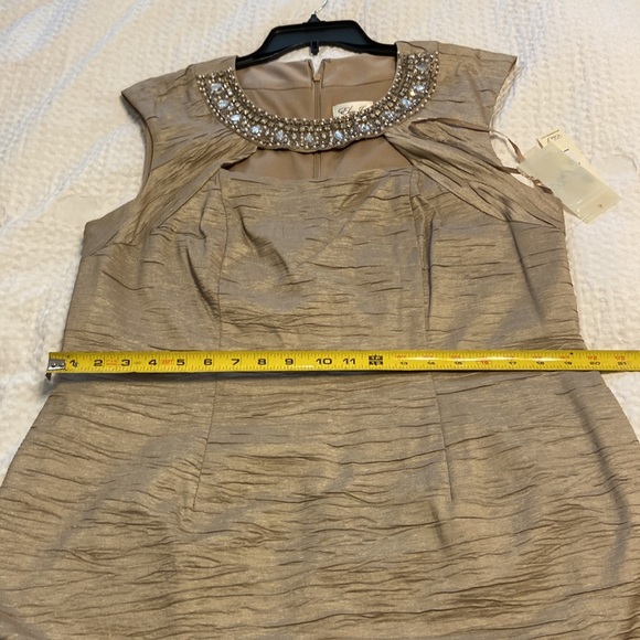 Eliza J Dress beautiful size 18W brand new with tag still attached - Picture 11 of 11